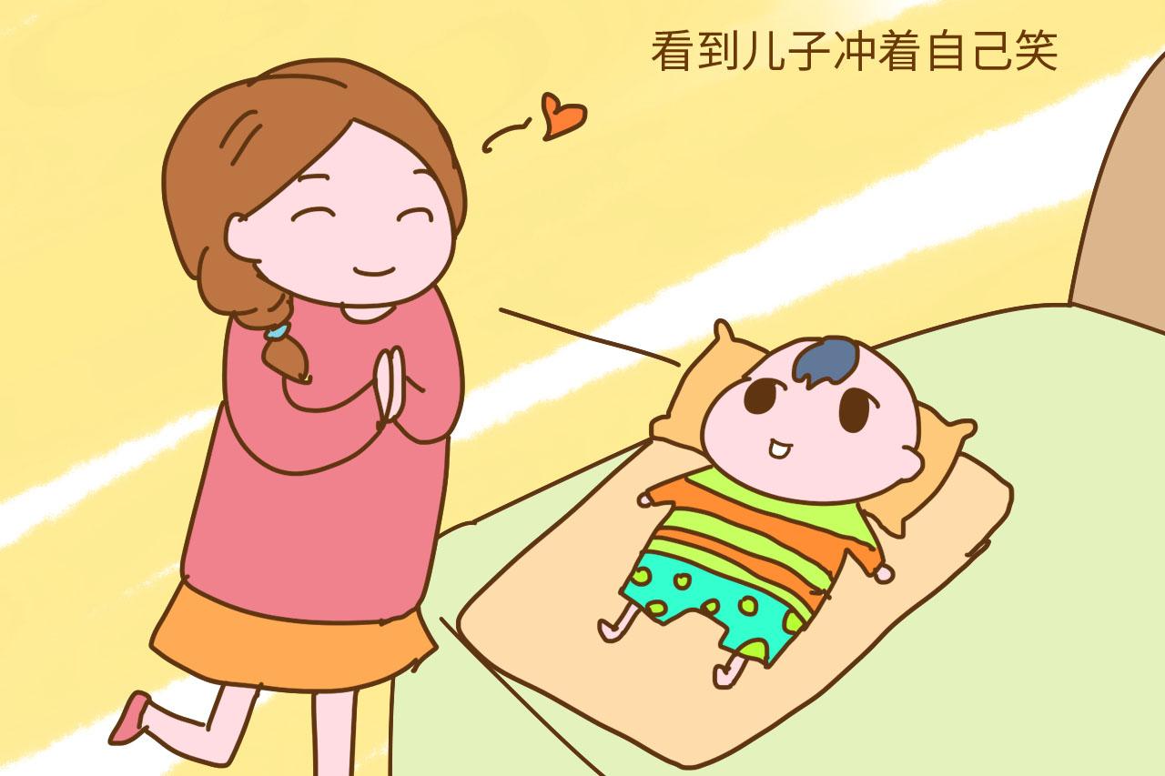 孩子睡醒后有这几个小动作, 说明孩子内心很满足