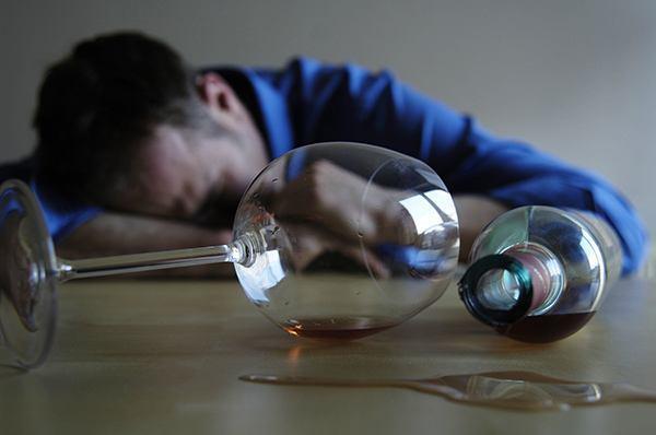 测测你的“酒精依赖症”有多严重, 4招让酒精再也伤不到你!