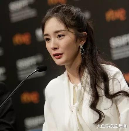国际影节错失影后, 演技口碑获好评却被嘲脸崩, 杨幂转型又败了?