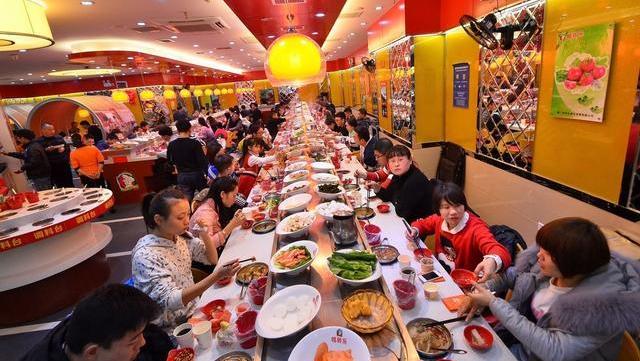 夜晚对肾脏伤害最大的5个坏习惯, 很多人难以自控, 你呢?