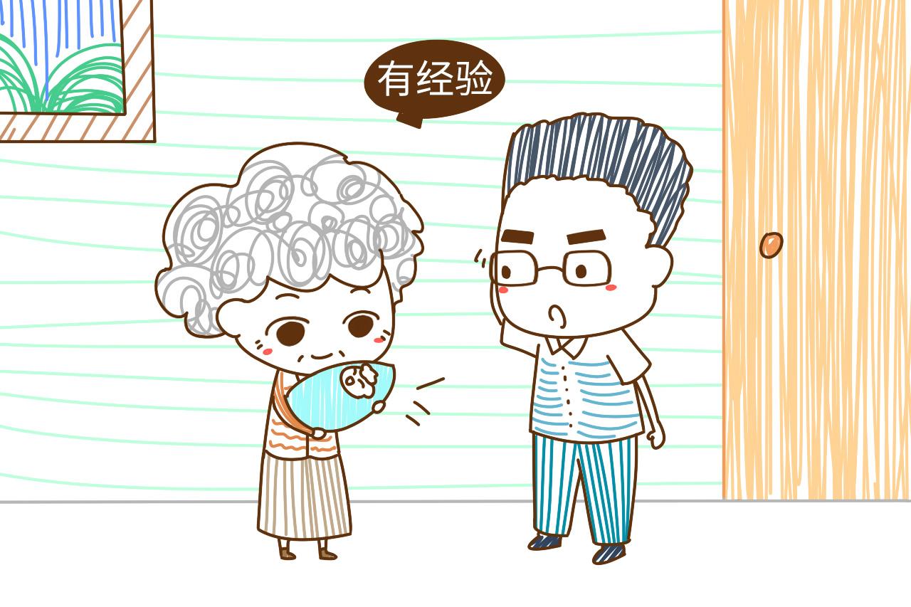 你们家初生婴儿谁抱回家? 很有讲究, 这个人比较合适