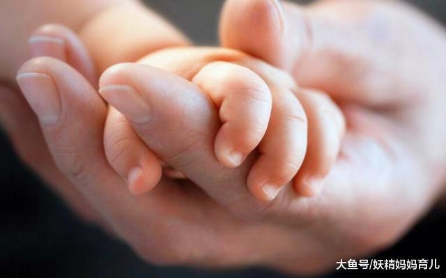 宝宝得了汗疱疹怎么办? 妈妈护理做好这几点
