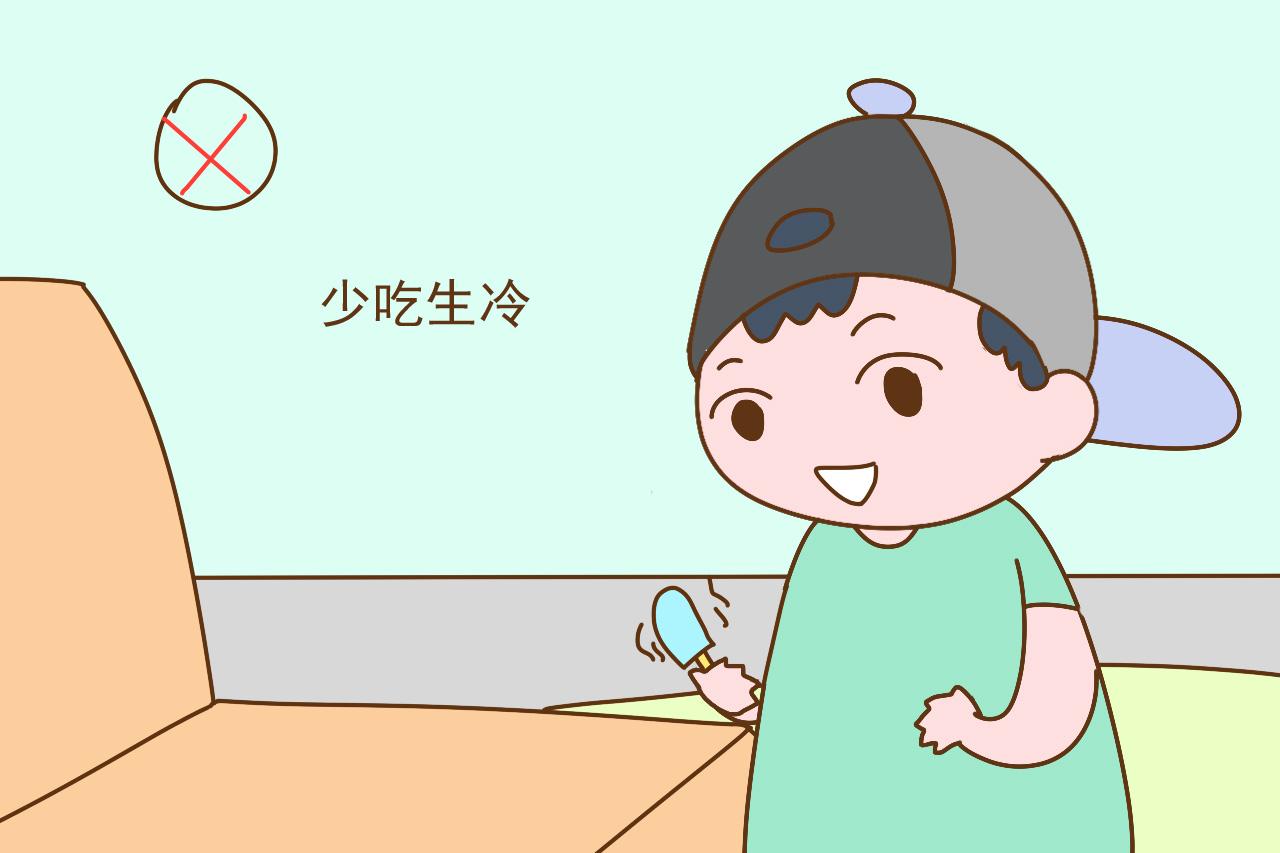孩子脸上有白斑, 晚上睡觉还磨牙, 可别只想着给孩子打虫