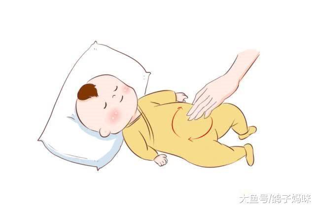 当宝宝生病发烧或呕吐时, 父母应该怎么做?