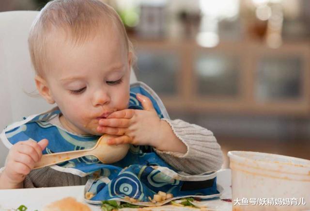宝宝频繁拉肚子, 可能不仅仅是着凉, 妈妈做好这4点很重要