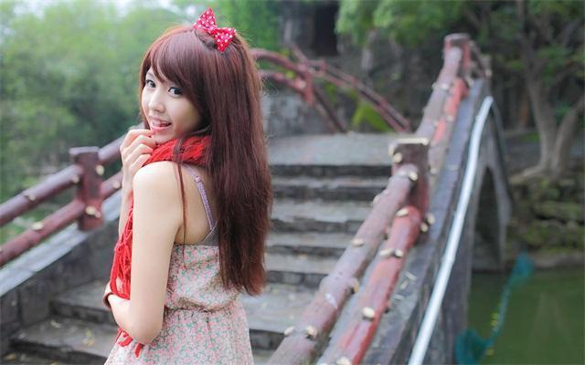 聊天时, 有这3个表现的女人, 只是在耍你!