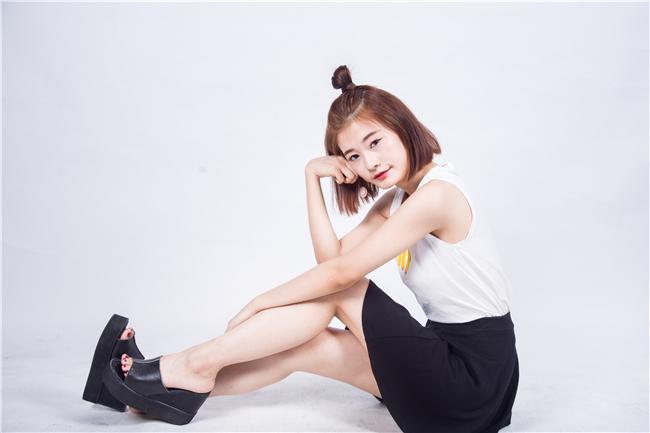 爱上了我的英语老师, 那天晚上她说约我