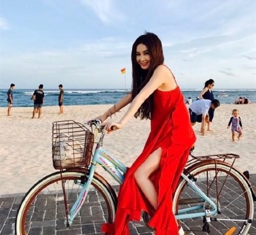温碧霞松口谈“婚变”原因: 再遇不到这么爱我的人