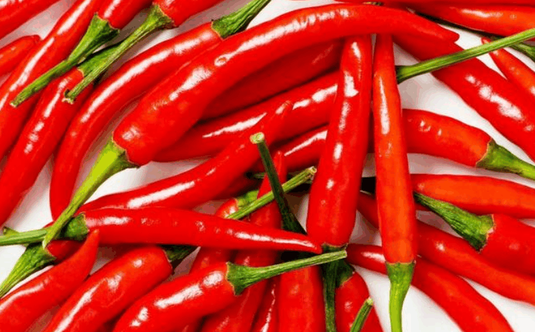 每次来“大姨妈”月经量少? 别贪吃这3类食物, 可能会让卵巢早衰