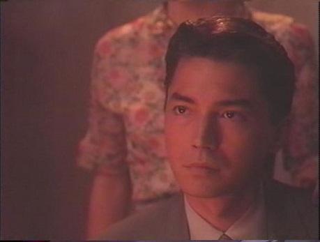 他颜值逆天气质高贵, 却在出生时被亲人遗弃, 差点出演《霸王别姬》