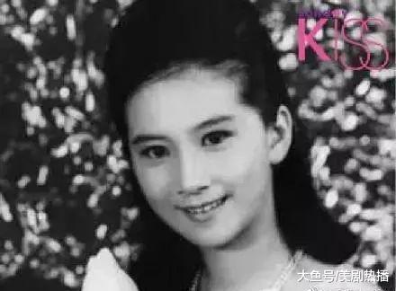 曾被转移财产赶出家门, 独自养3儿女, 如今68岁再婚男方小她10岁