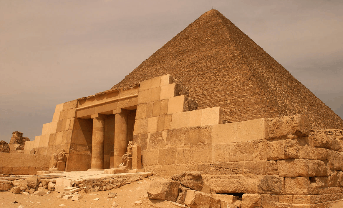 古埃及金字塔是近代的建筑? 俄国专家表示看法, 那么古墓没法解释