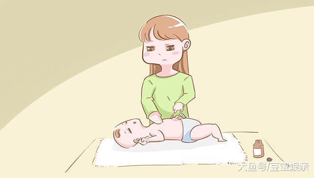 宝宝出生后, 这4件事宝妈不能大意, 不然容易让他肚脐发炎