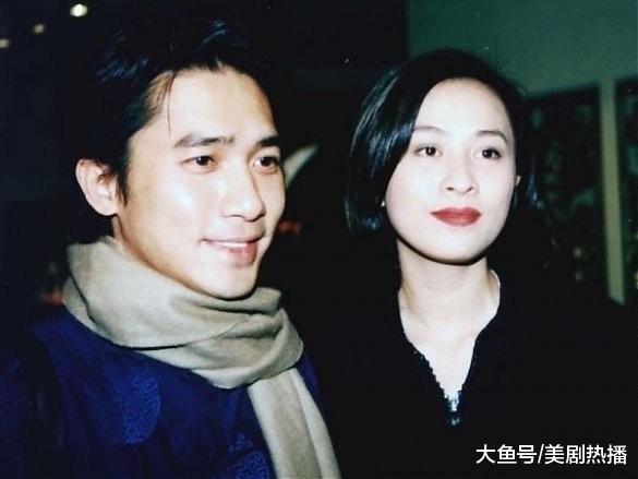 恋上闺蜜前男友并修成正果! 结婚十周年晒29年前旧照, 甜蜜撒糖!