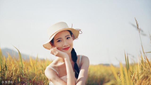 这3个日常小举动, 可能会更容易留住一个男人的心