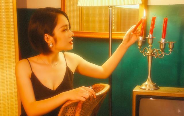 女人想撩你都会有这5个表现, 你被撩过吗?