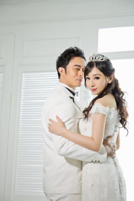 他未婚生两子被骂负心汉, 如今娶小11岁娇妻生三胎
