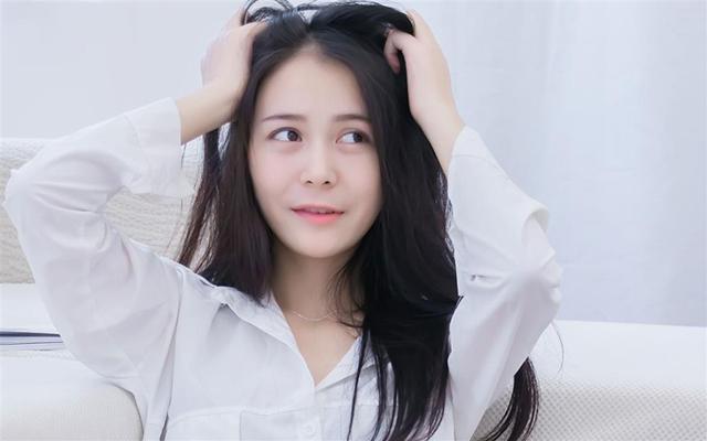 从哪些细节可以看出, 一个女人爱过很多男人?
