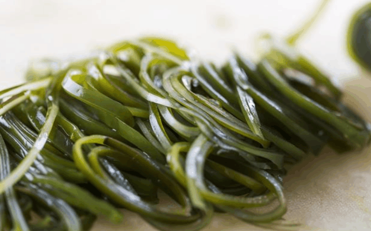 女人“宫寒”多吃它, 排出体内寒气, 温暖子宫, 人也越来越年轻!