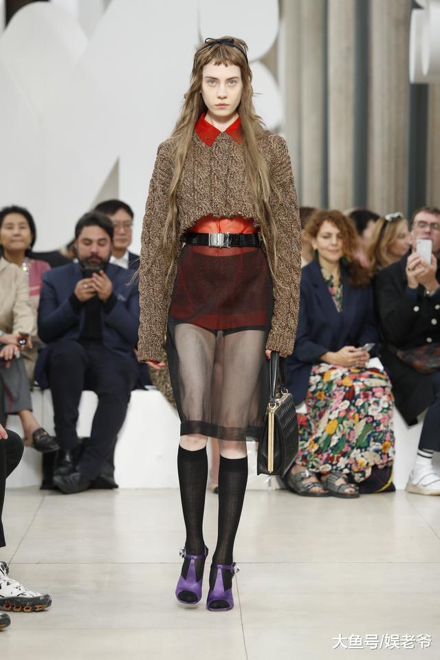 MIU MIU发布2019春夏系列