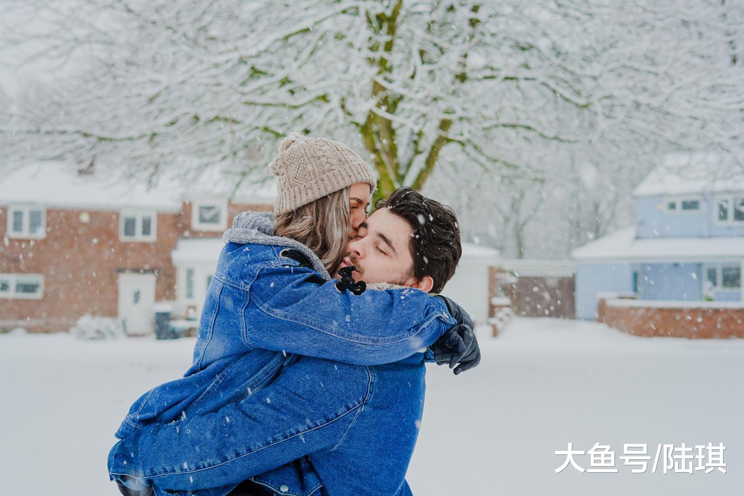 你会遇上许多让你心跳的人, 但你要嫁给让你心安的人