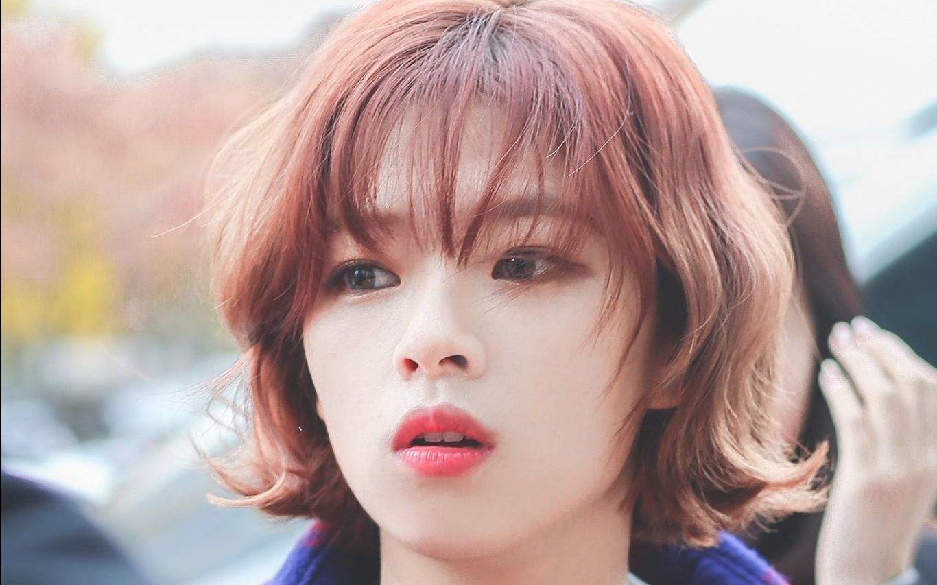 周子瑜夺全球百大美女亚军,成为亚洲最美