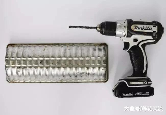 秋初可以用这些废弃的材料自制一个多肉植物小花园