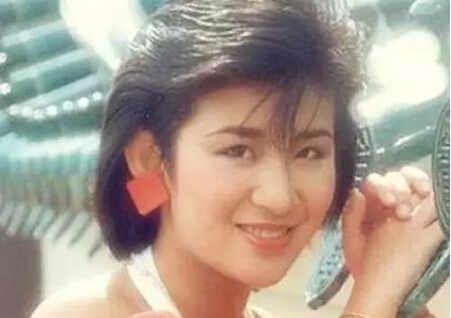翁美玲为情自杀后, 汤镇业传被打, 吴君如被骂“狐狸精”?