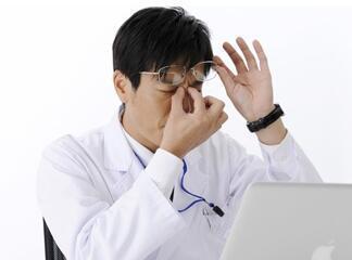 长期熬夜失眠导致的危害, 这些平常有利于健康食物你们知道?