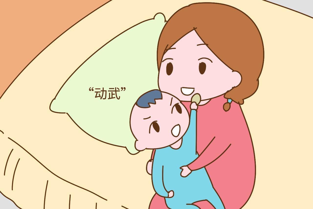 宝宝一言不合就“动武”怎么办? 家长先了解原因, 再说对策