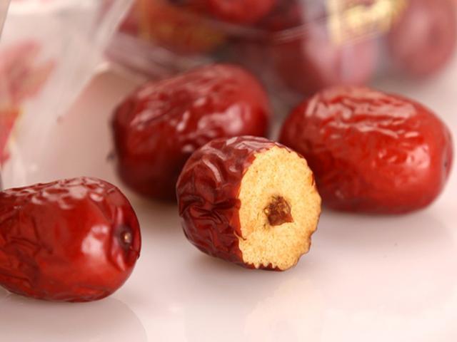 女人有子宫肌瘤? 一日三餐多点“它”, 清除子宫垃圾, 防止肌瘤恶化