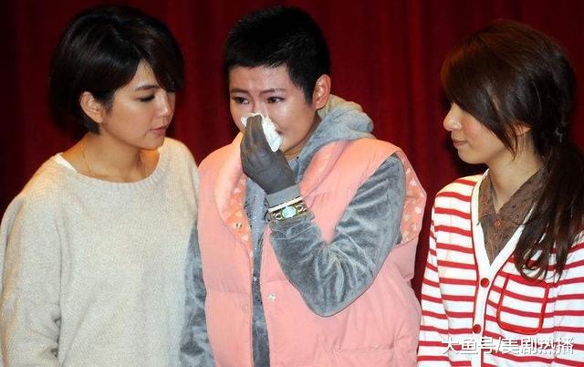 网传ella出走华研, SHE要解散! Hebe现身力破谣言还称要掐死她