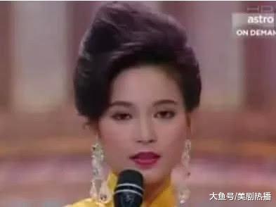 和蔡少芬是同届港姐, 两任男友1破产1出家, 情路实在是太坎坷!