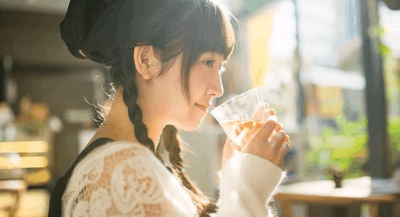 这几点不会让你追到女孩, 但会让你追女生时更容易