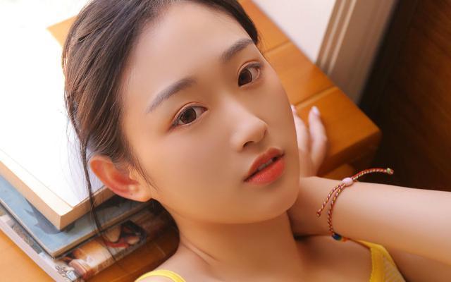 女人暗示你泡她的四个表现, 尤其第四个