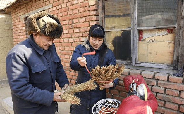 23岁女大学生腹痛入院, 查出肝癌离世! 医生: 肝癌最爱找这3类人