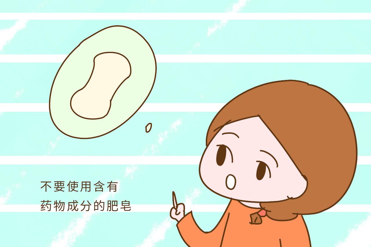 新生儿这2个部位洗不好, 孩子将来会有麻烦, 家长可别洗错了
