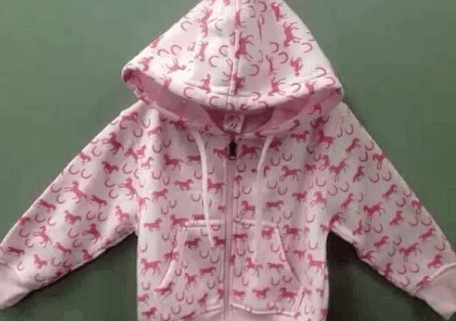 这几种衣服白送你都别要, 很容易危害孩子的健康