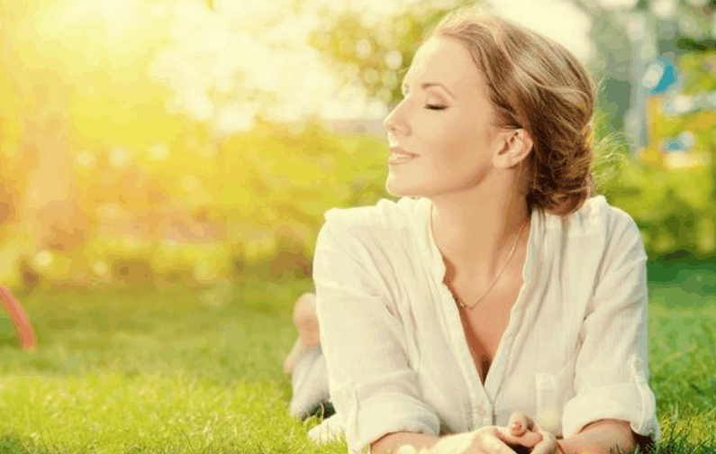 女人患有子宫肌瘤, 若身体出现3个变化, 说明子宫肌瘤在慢慢消失