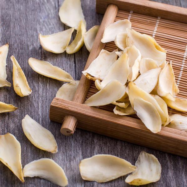 女人40岁后, 再节约也要多吃这些食物, 补充胶原蛋白更有女人味