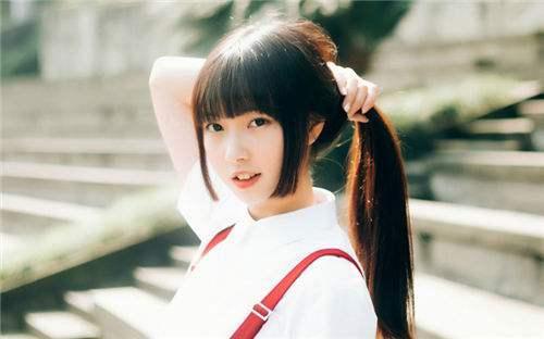 女生如果喜欢男生, 一般会有这5个表现