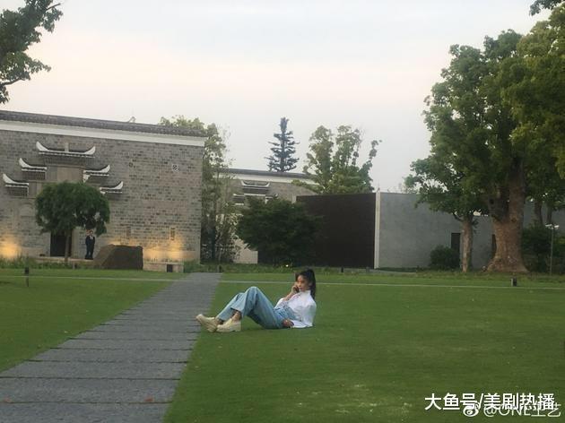 王艺和纪凌尘其实早就认识! 王艺: 莫名其妙, 我跟纪凌尘不熟!