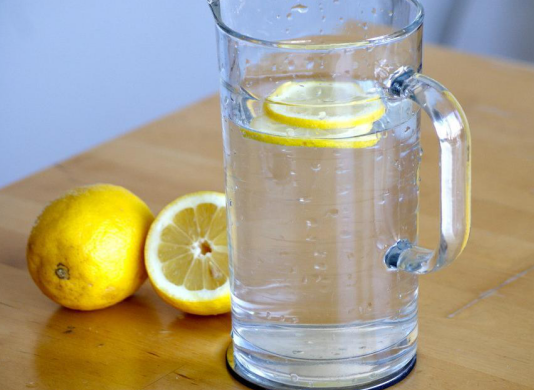 酒局多的人, 想要快速解酒, 不妨喝点这3种“饮料”, 解酒又安神