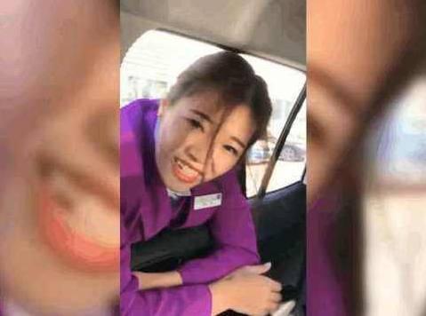 女销售员为了卖出车, 竟然主动与顾客做这样的事, 女子: 过分的要求都能满足