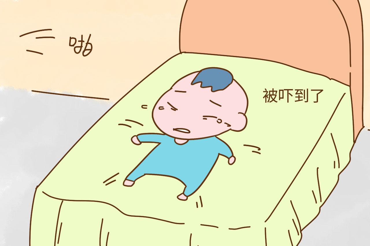 为什么宝宝在月子里很乖, 满月后却开始闹人? 无外乎这几条原因