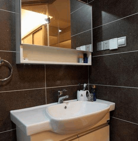 听了装修公司的话, 在这4个地方装柜子, 入住后碍事不方便!