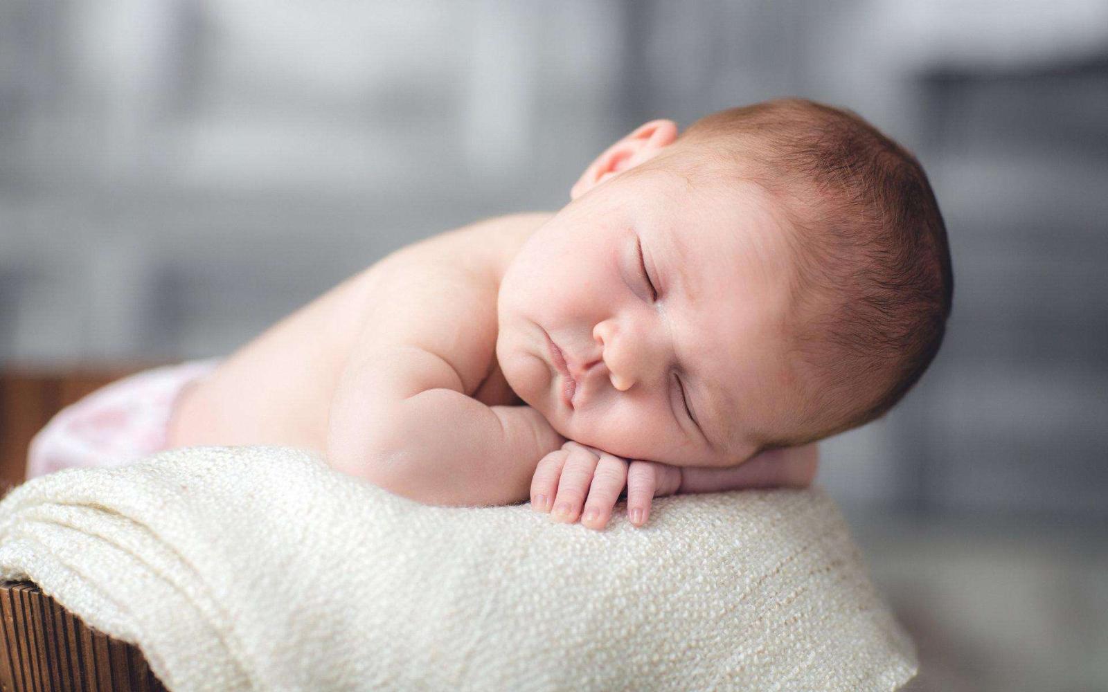 肚子尖生男孩, 肚子圆生女孩的说法正确吗?