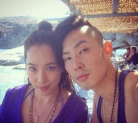 吴建豪连寄两封离婚书逼富二代妻子结束婚姻 遭女方闺蜜吐槽
