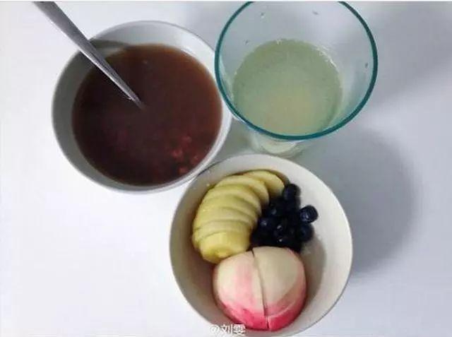 林心如大晒减肥餐, 网友: 这吃的也太少了