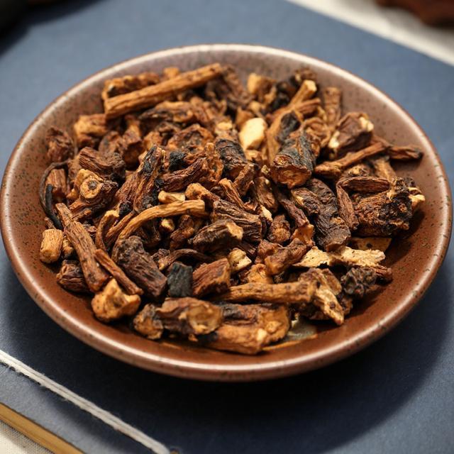 这些植物是高尿酸的“天敌”, 每天泡水喝, 尿酸下降, 痛风不发作